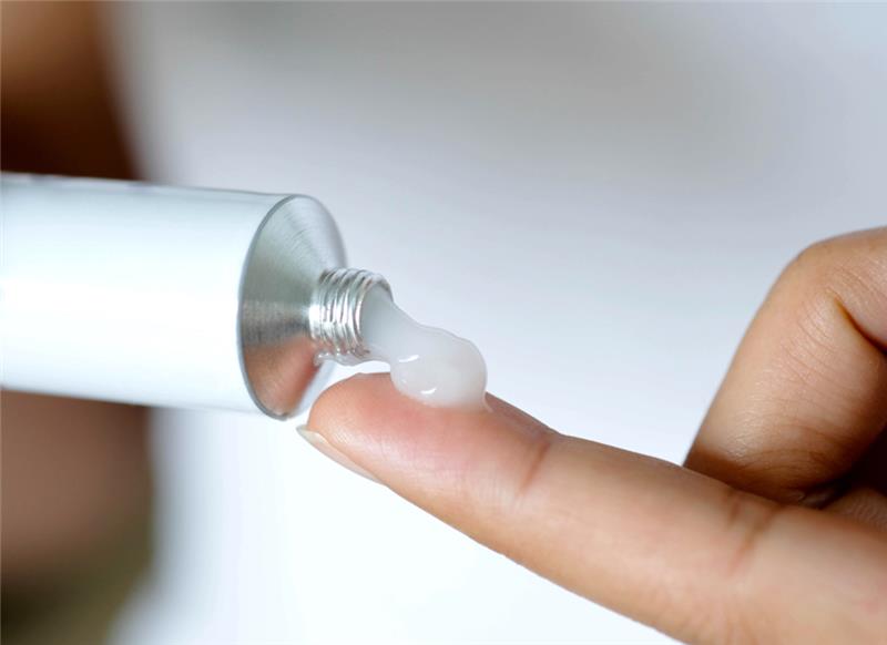 Maximize Comfort & Safety: Advanced Numbing Creams for Medspa Procedures